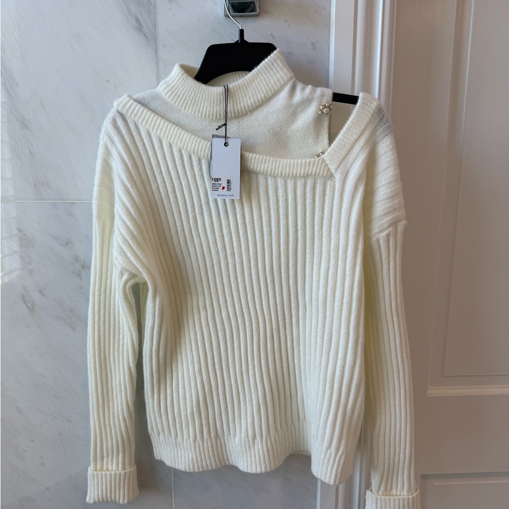 NWT Elegant Off shoulder Cream Ribbed Sweater